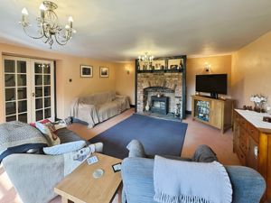 Photo 17- click for photo gallery